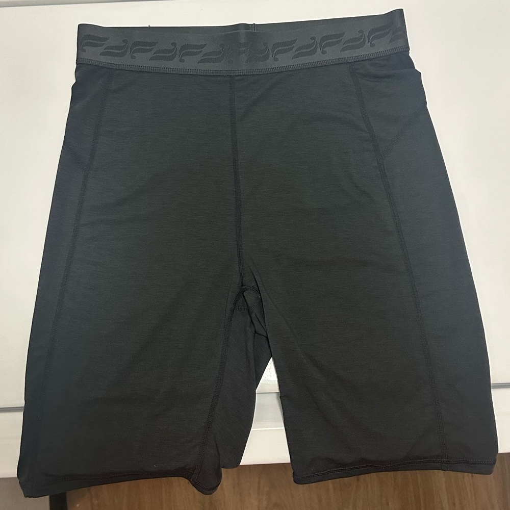 Fabletics Woman’s Gray Base Layer Biker Shorts Si… - image 2